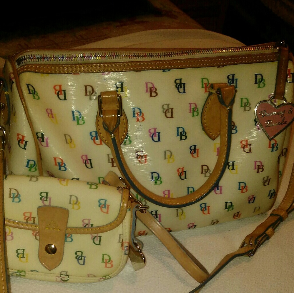 🎀👛Authentic Dooney & Bourke Set💎💞
